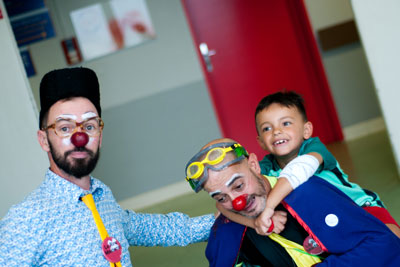 Handicap : les clowns face aux enfants différents
