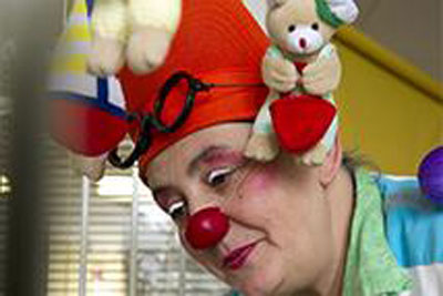Début de la campagne « Des clowns en réanimation »