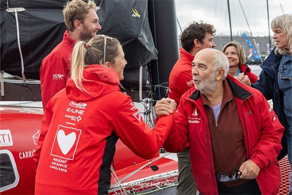 gerard jugnot baptise le bateau de luke berry